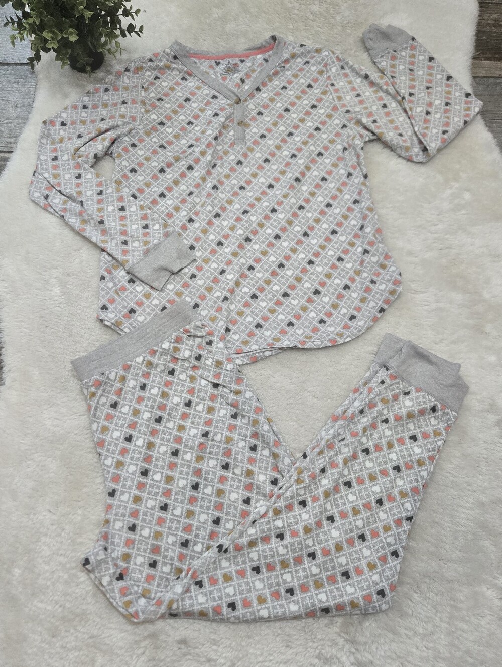 Cuddl Duds Gray Hearts Fleece Loungewear Pajamas Set, Size Medium